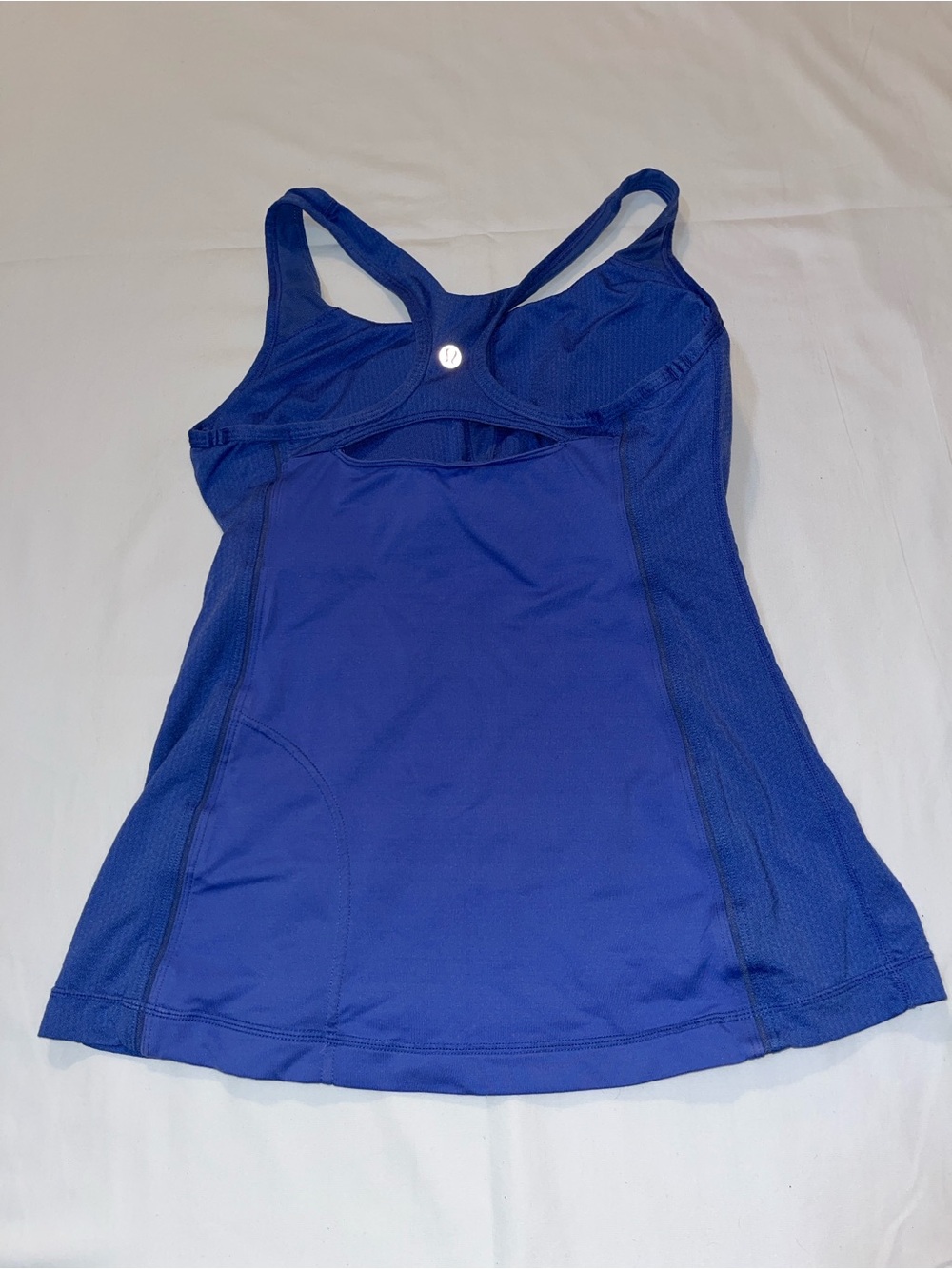 Lululemon Blue Racerback Tank Top with Built-In Bra & Keyhole Cutout size 6